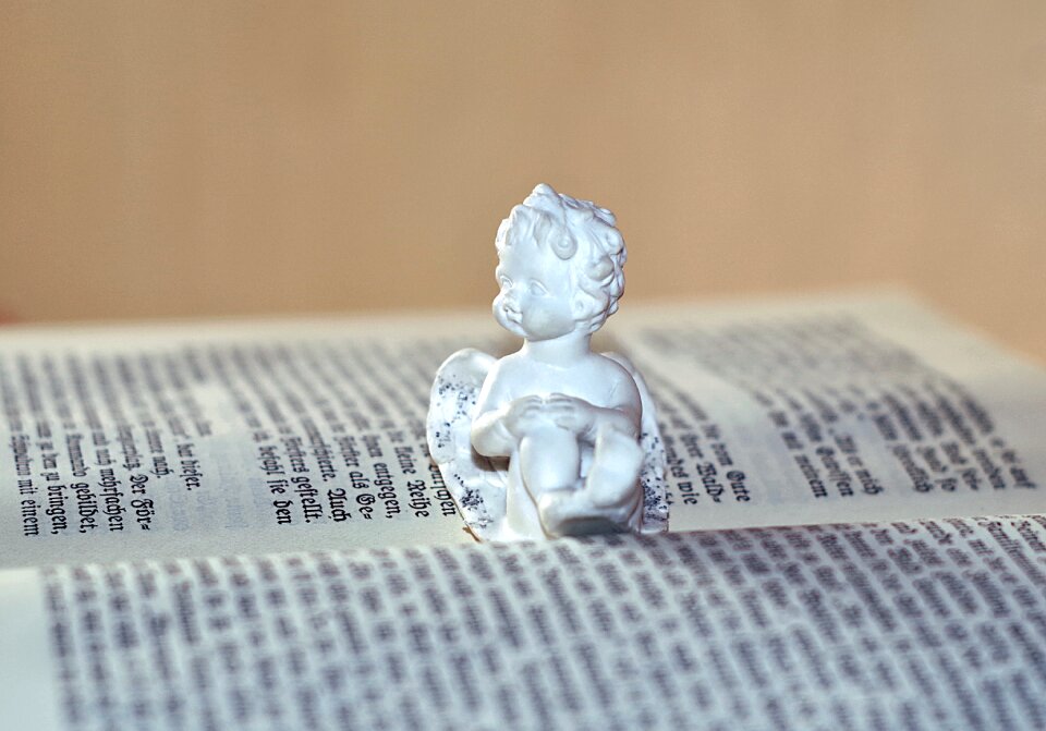 Book old text neo-gothic