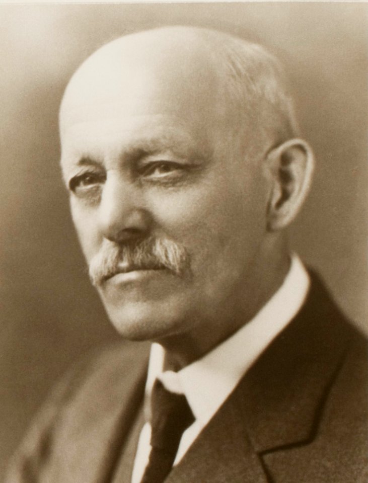 Mayor E.S. Rutledge