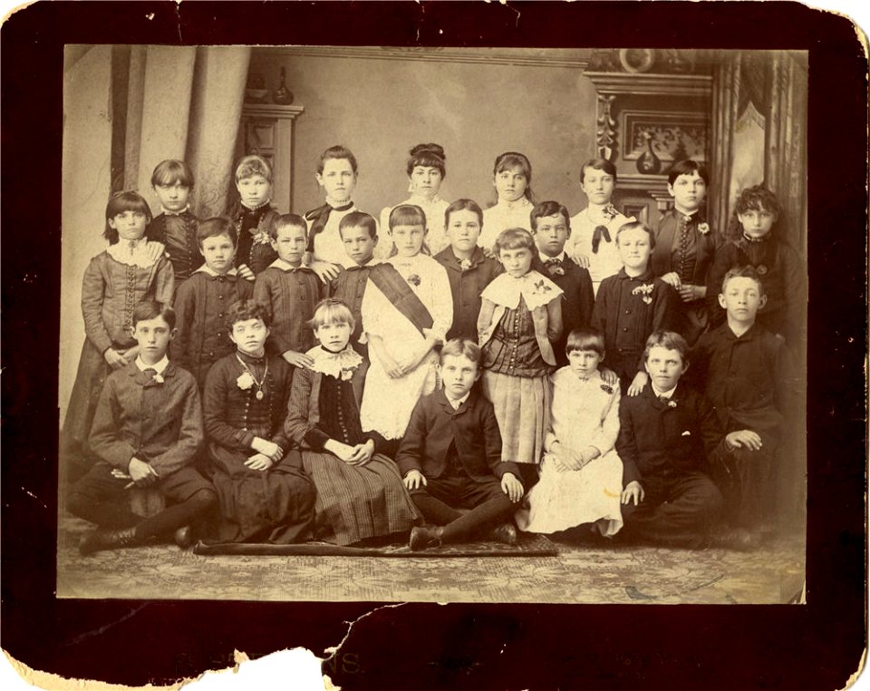 School Children dressed up for May Day photo