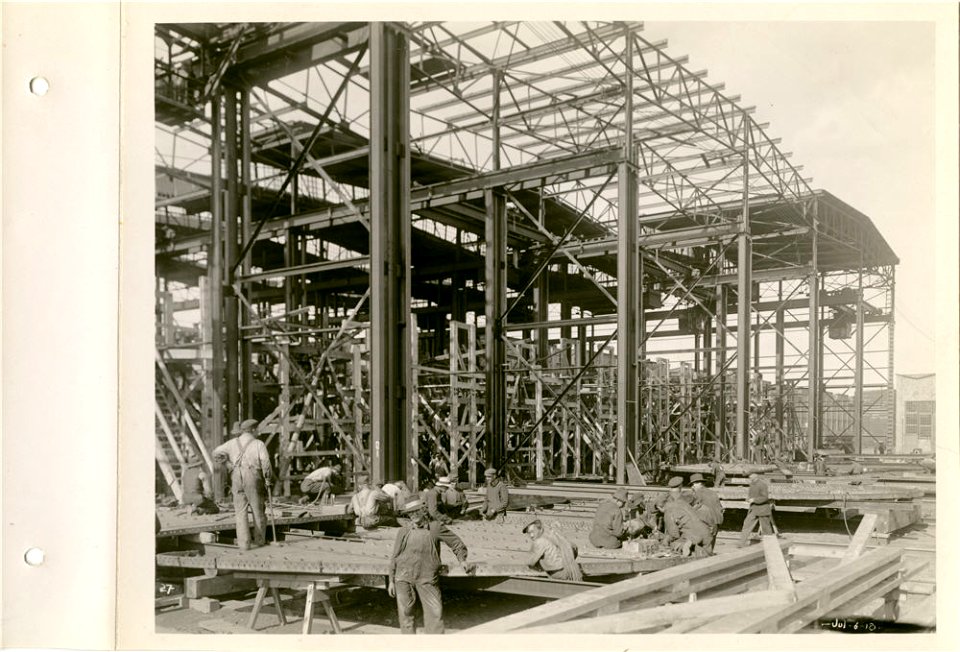 Bulkhead construction