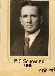 Ellesworth Clyde Schoales