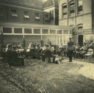Concert / voorstelling ca. 1941 photo