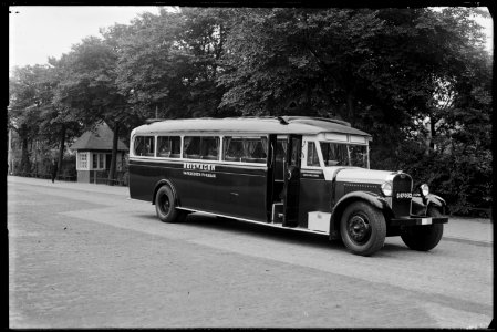 Autobus van de firma Gebroeders Van Koningsbruggen