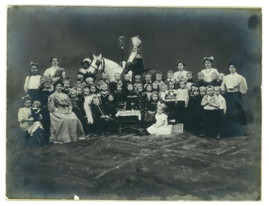 Sinterklaas op bezoek bij bewaarschool