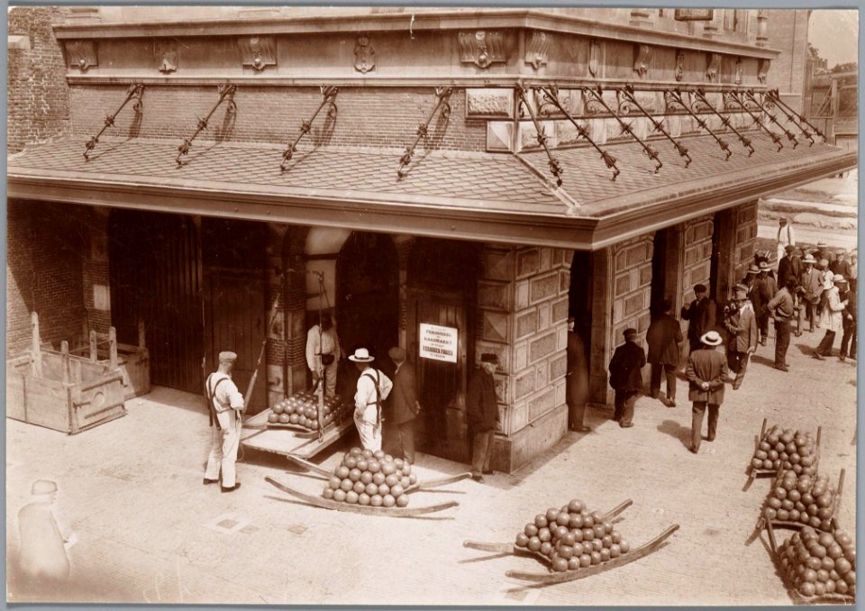 Kaasmarkt ca1900 (5)