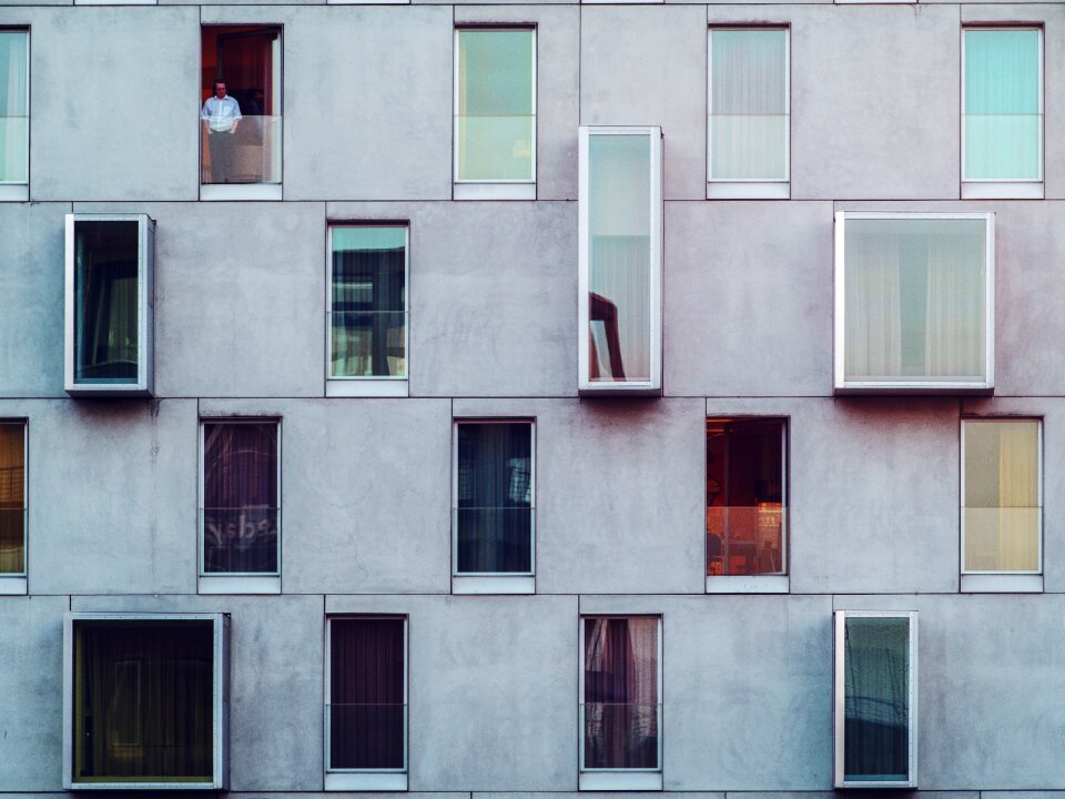 Building infrastructure facade