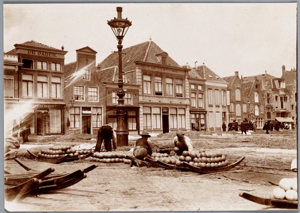 Kaasmarkt ca1900 (10)