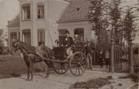 Middenweg 196