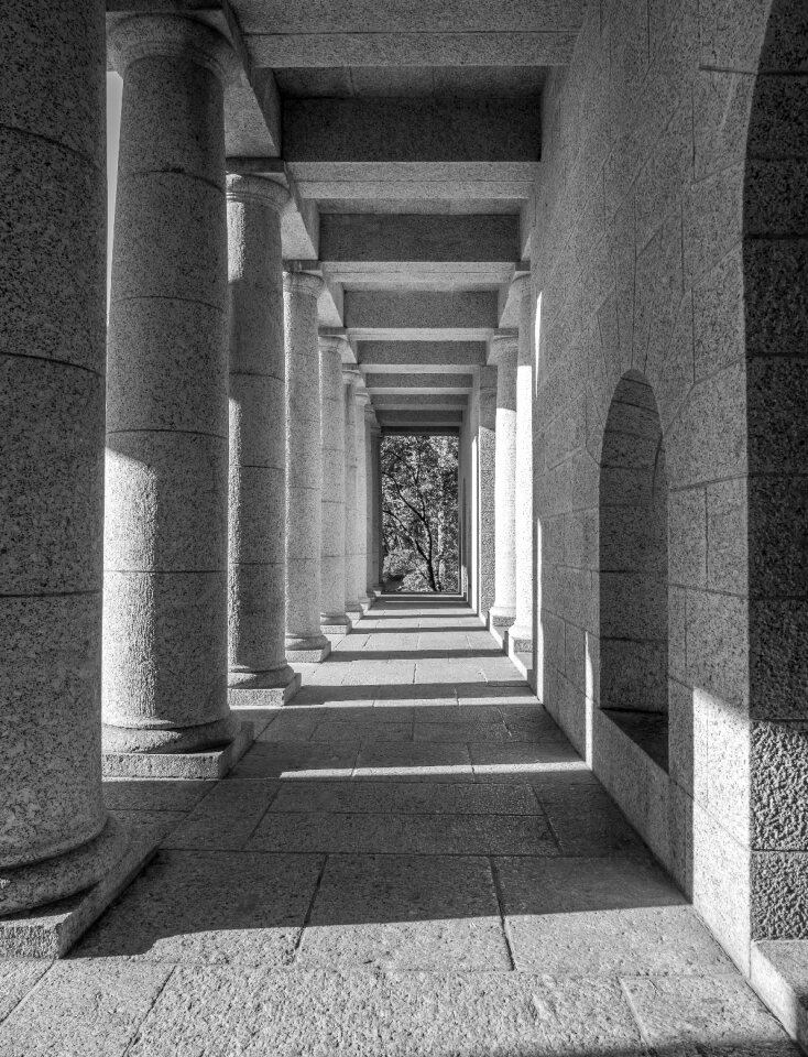 Column stone arch