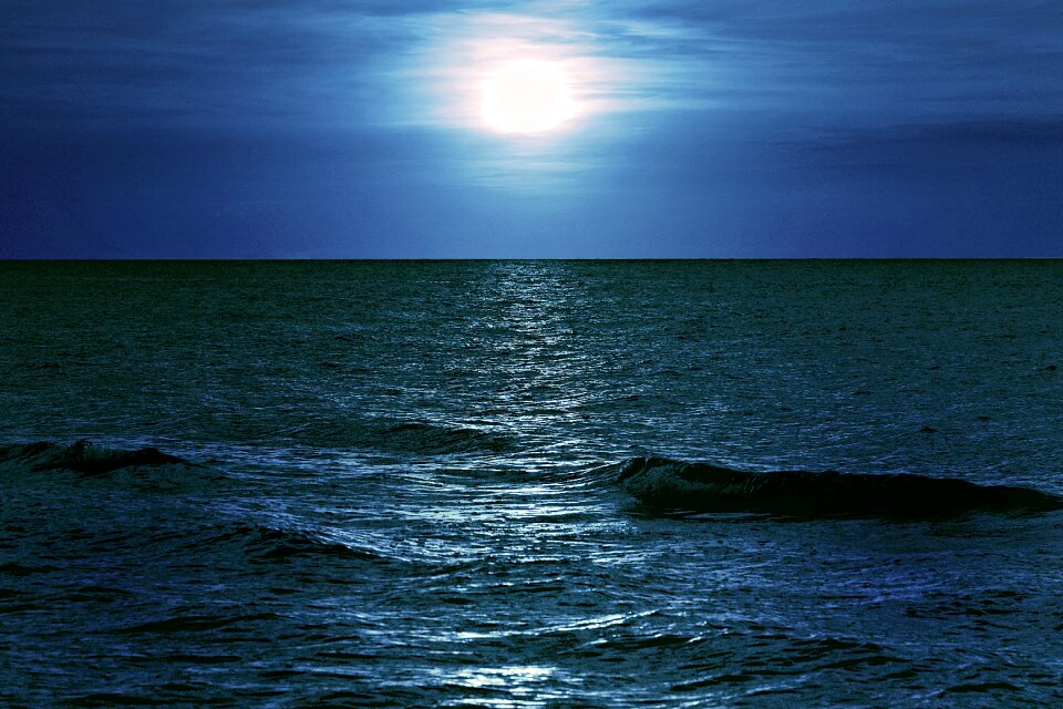 Glow light the horizon