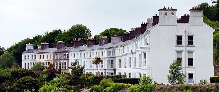 Curved development sea facing