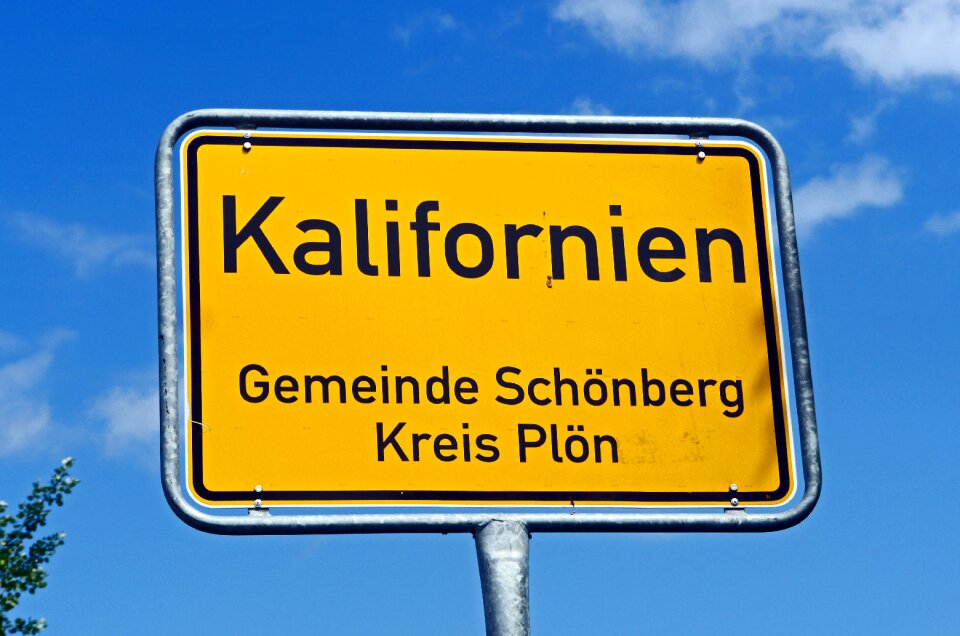 Near kiel road traffic