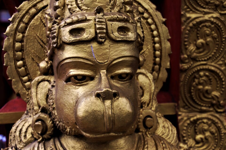 Sculpture religion culture