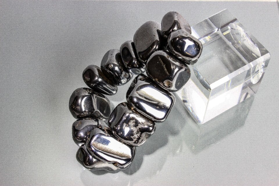 Chrome glazed magnets