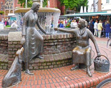 Bronze statue female women