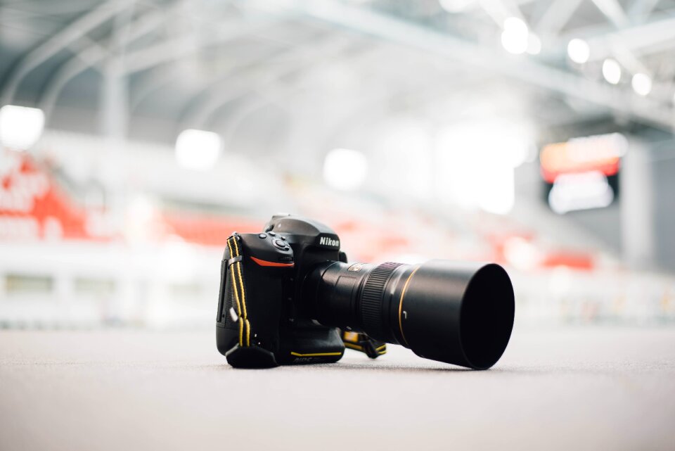 Photography accessory table