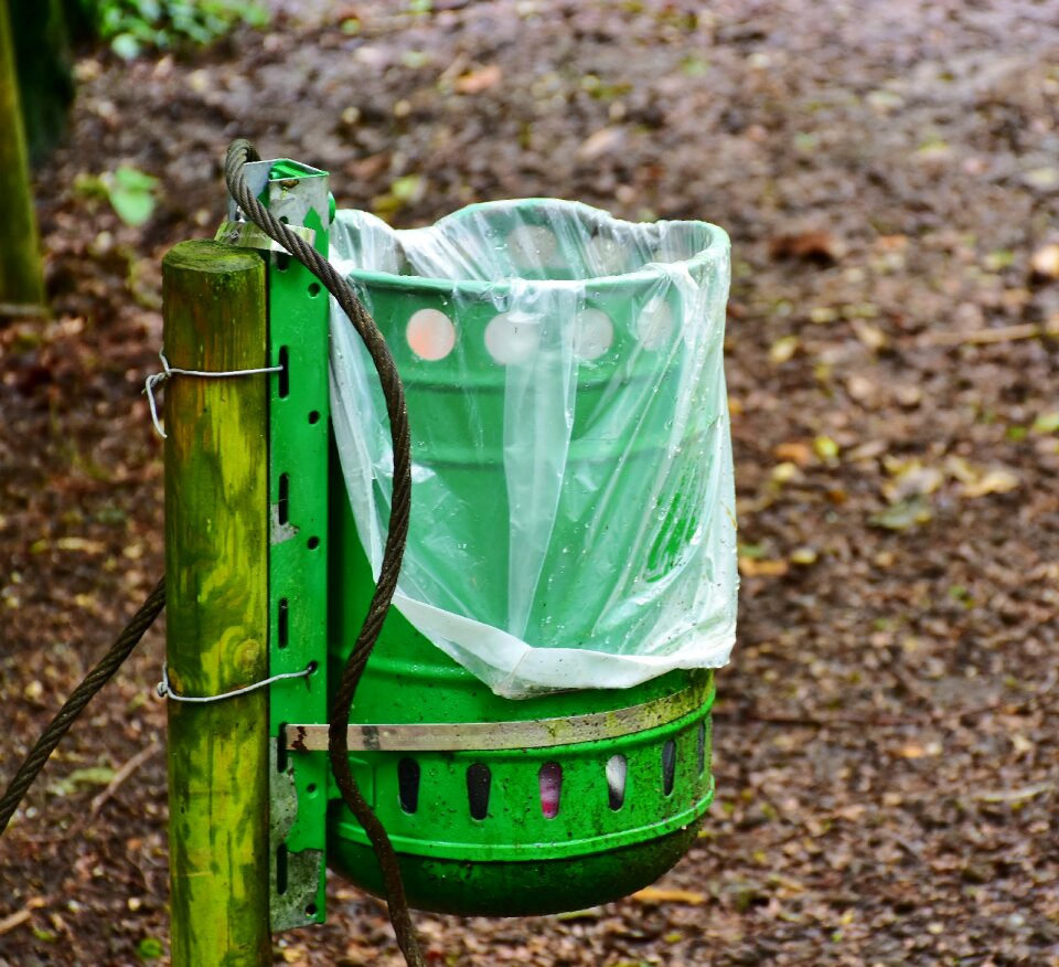 Recycle bin garbage waste disposal