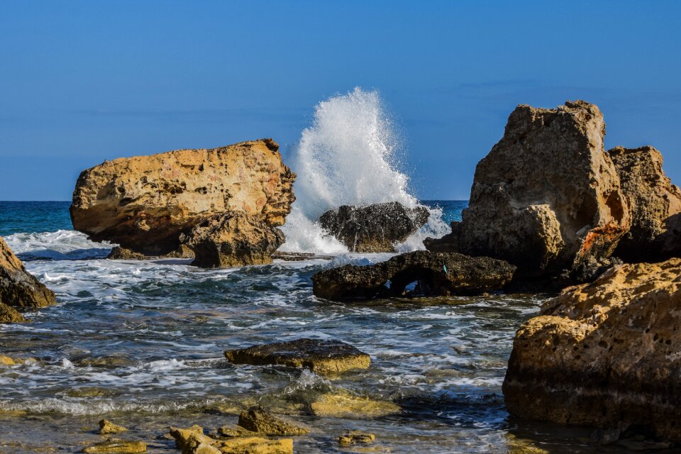 Sea splash wave photo