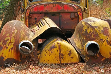 Car vintage wreck