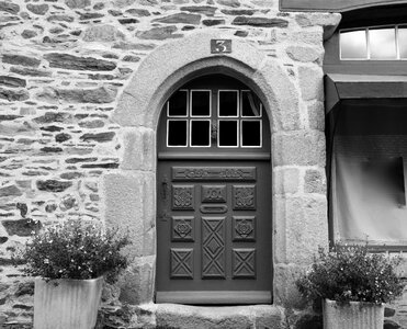Pierre old house village