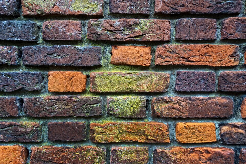 Masonry seam mortar