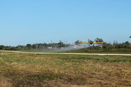 Turbine crop duster spraying