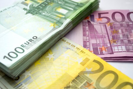 200 eur 500 eur package