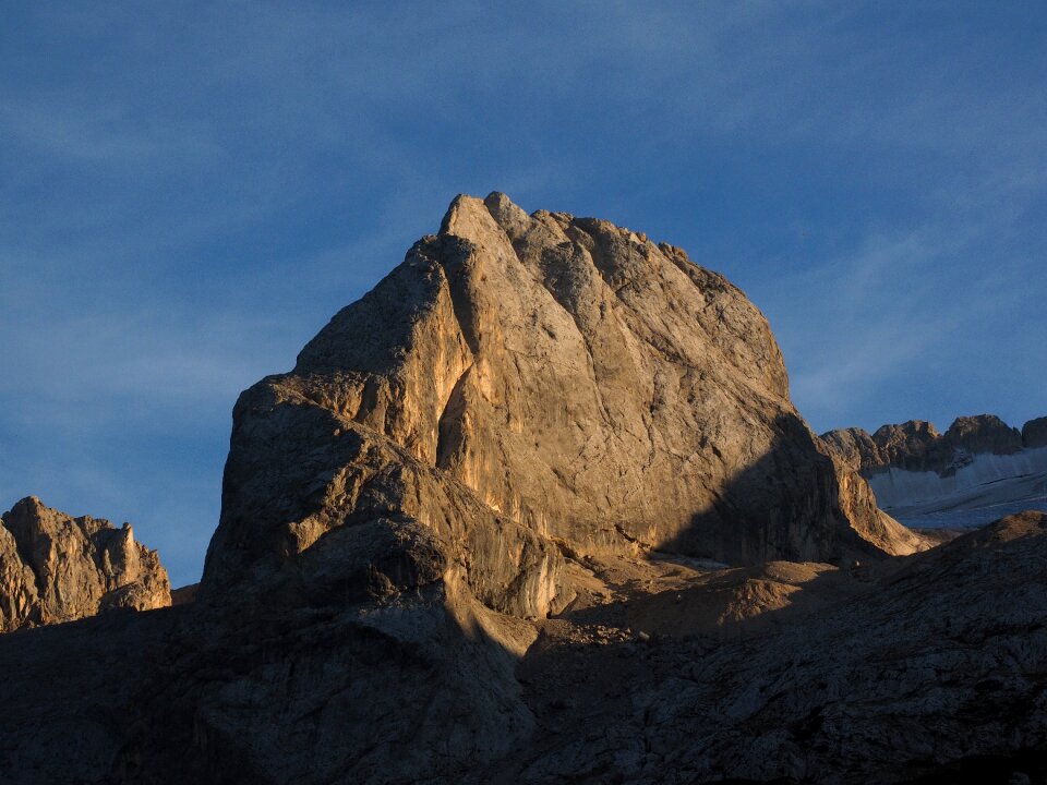 Sasso delle dodici marmolada dolomites