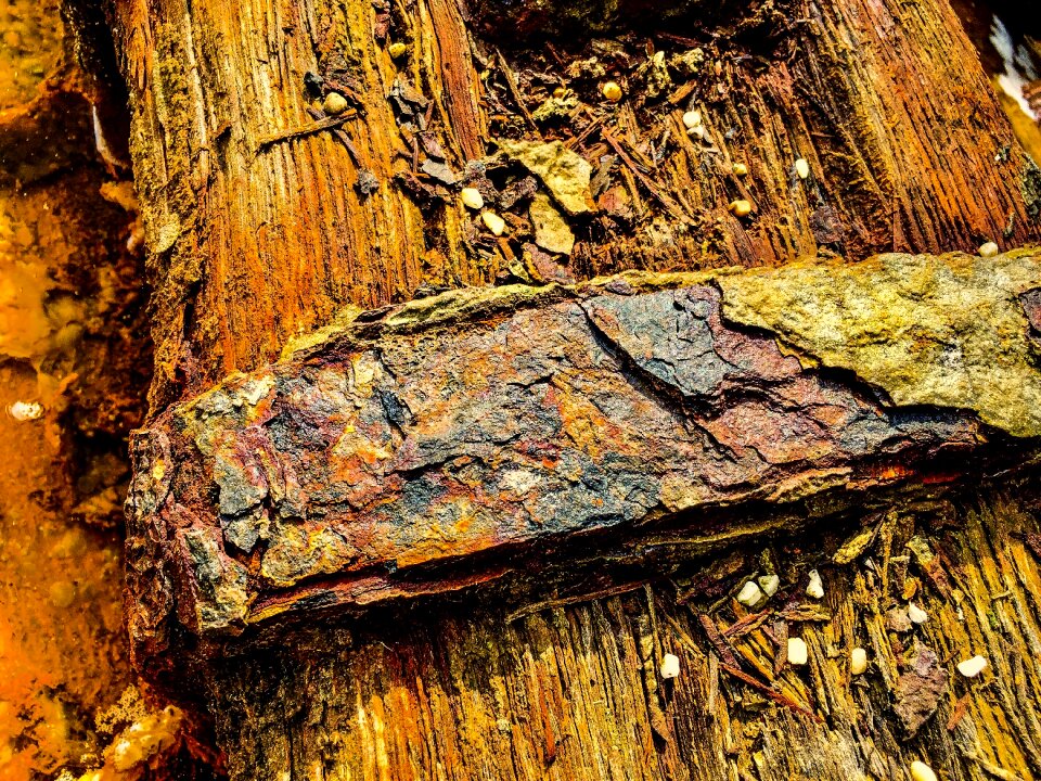 Corrosion weathered oxidation