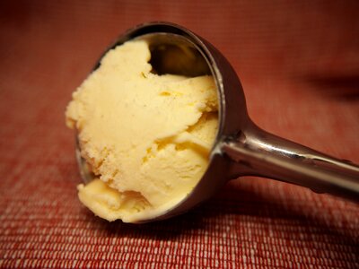 Sweet vanilla ice cream food photo