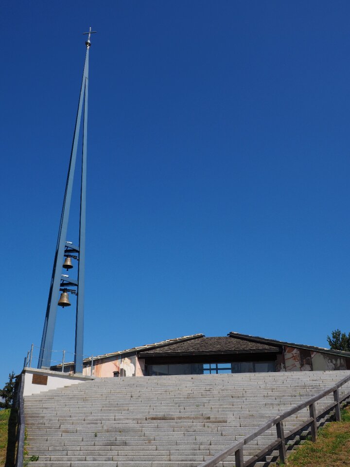 Chapel motorway chapel europe bridge