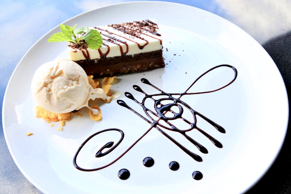Vanilla cream cheese dessert