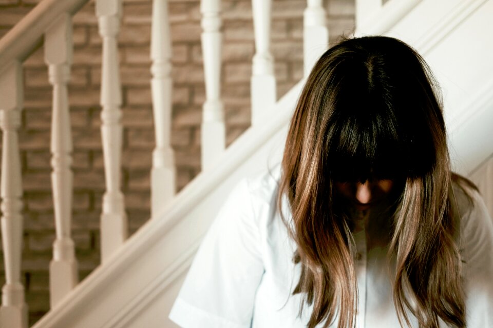 Girl bangs white