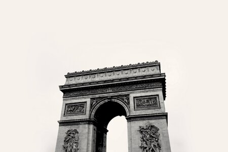Structure paris europe