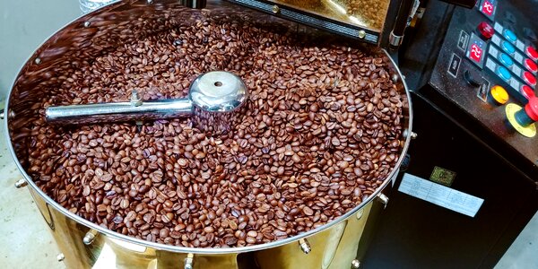 Roasting beans topper from to bean