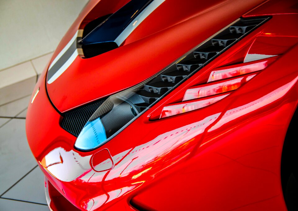 Ferrari 458 automotive fast