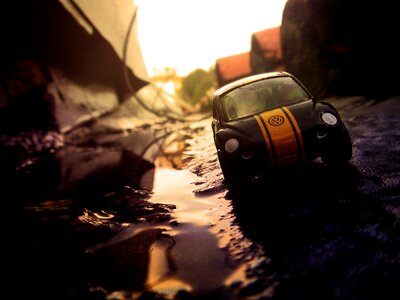 Sunset car toy