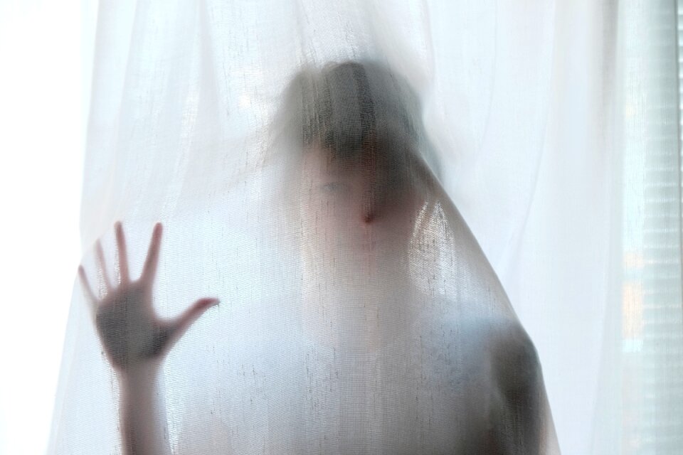 Curtain window glass