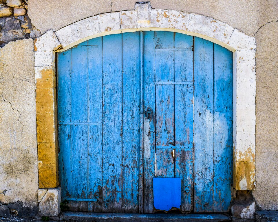 Traditional house door