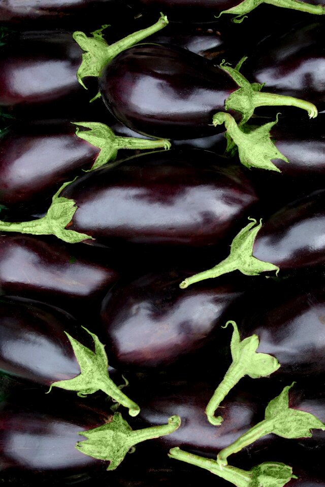 Fruit greet aubergine