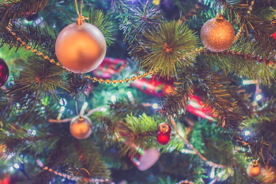 Ball decor ornaments