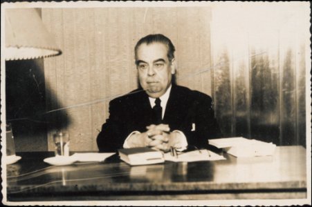 "Retrato de Manuel Blasco Garzón."