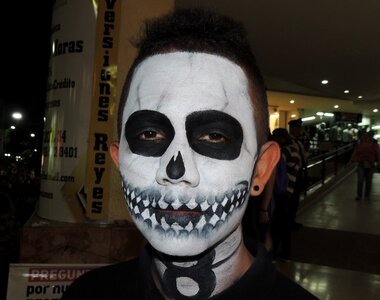 Halloween armenia parties colombia