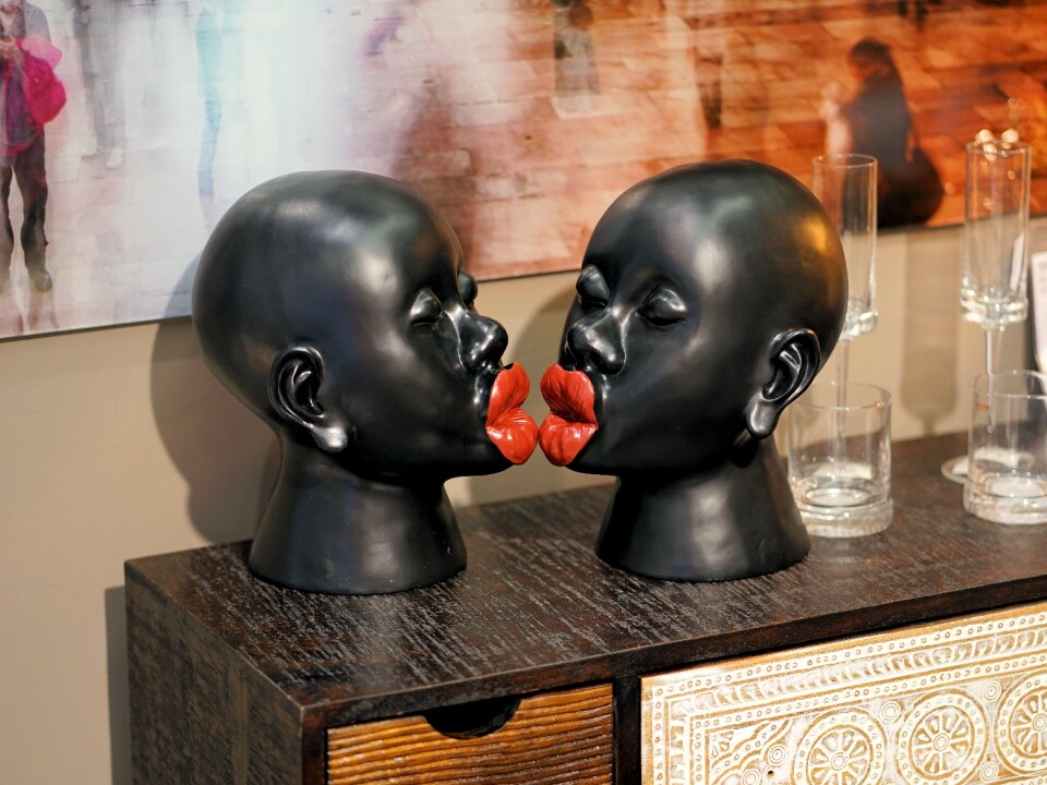 Kiss mouth head lips