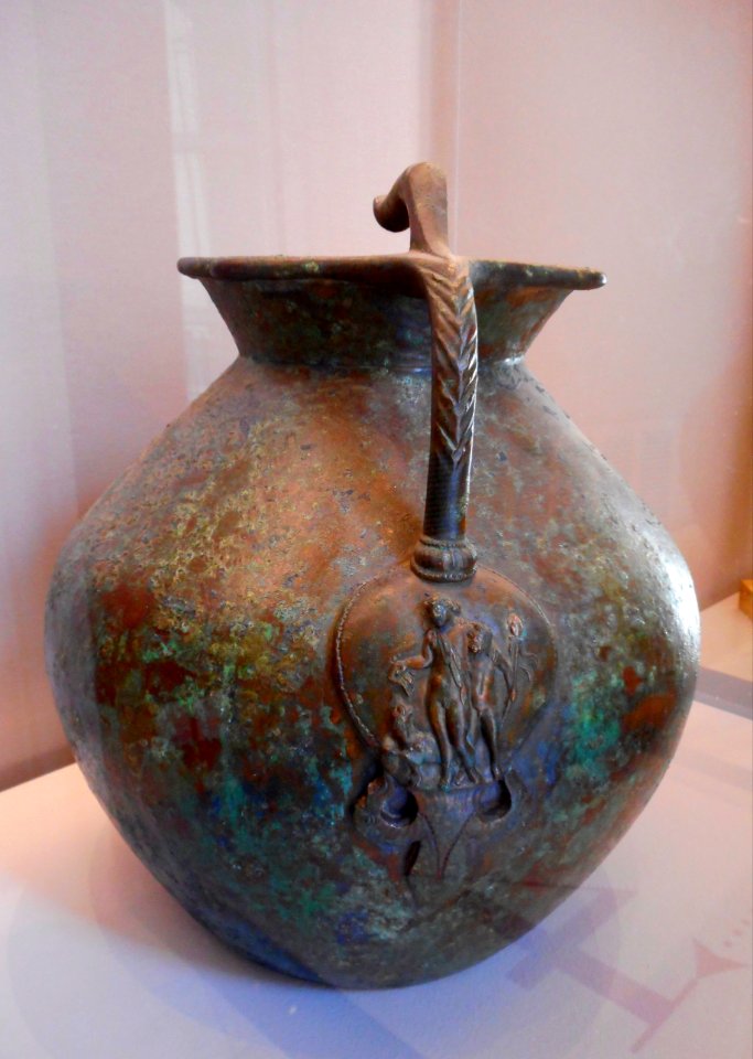 Pitcher with Dionysiac scene (1st century AD) from Pompei, House of the Faun - Exhibition Herculaneum and Pompeii Vision of Discovery up to September 30, 2018 at the Archaeological Museum of Naples (44806651772)