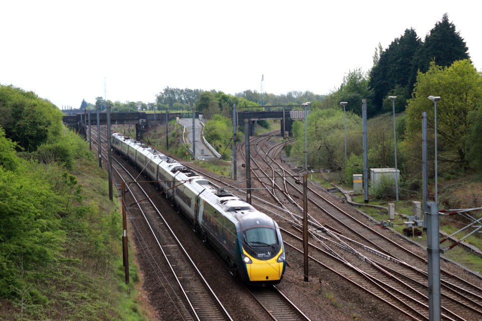 133-365 Pendolino at Penwortham Junction (51177479390)
