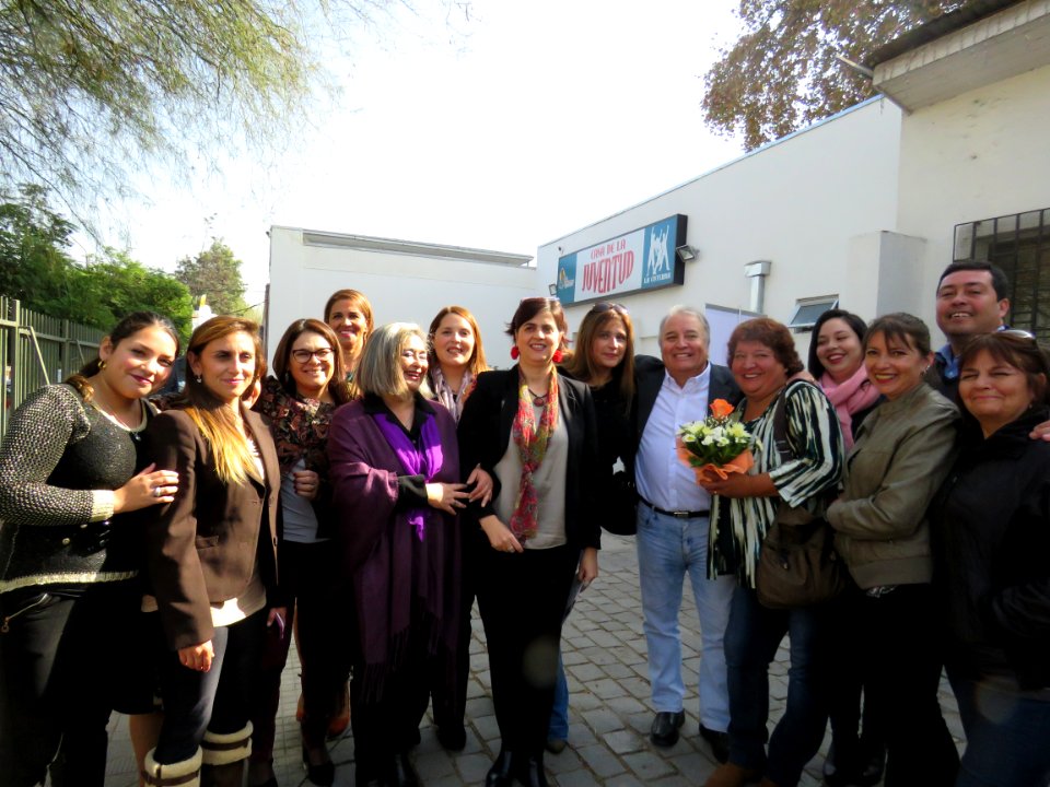 2017.05.04.Lanzamiento Programas Jefas de Hogar, 4a7 y Escuela de Emprendimiento La Cisterna (34491236956)