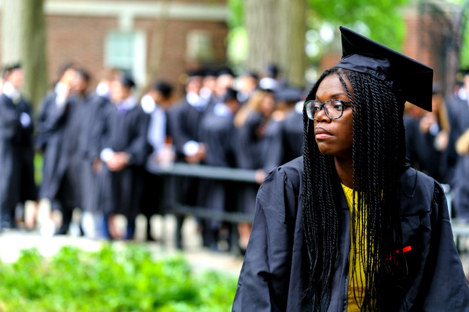 2018 Commencement BW14008 (42644188501)