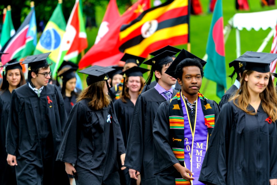2018 Commencement BW14091 (41925461344)