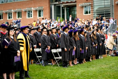 2018 Commencement BW14127 (41925460274)